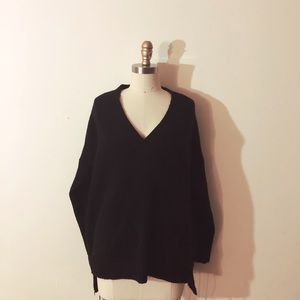 Black v neck oversized sweater